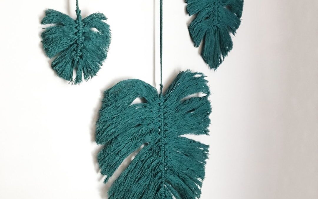 How to Make a Lovely Monstera Macrame Decoration